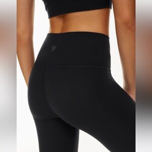 Aritzia TNA Butter Atmosphere High Rise Legging